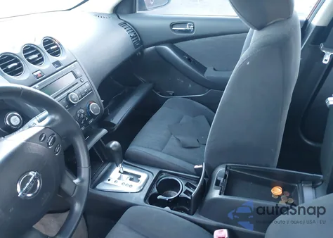 2010 Nissan Altima 2.5 S z USA, uszkodzony, nr VIN 1N4AL2AP9AN533784